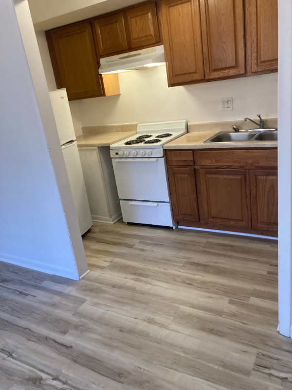 Nashville Multiplex: 460 Wells Dr