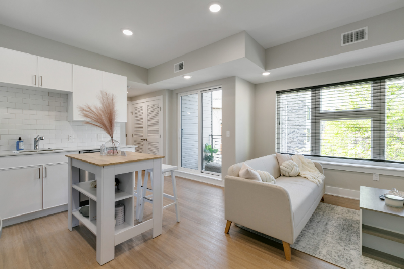 Philadelphia Apartment: 3915 Ridge Ave