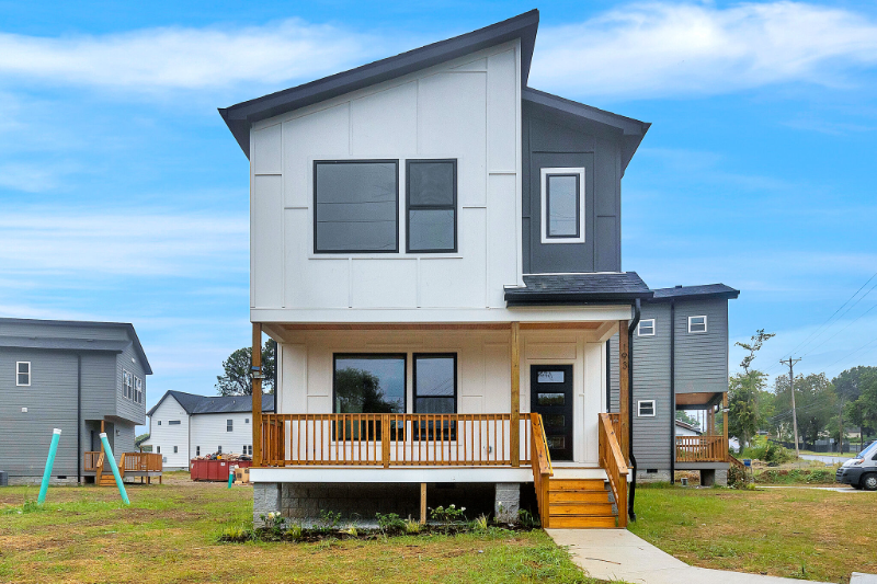 Nashville House: 193 Paragon Mills Rd