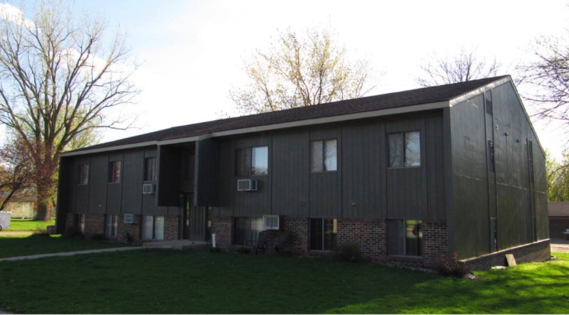 Stewart Apartment: 600 Bowman Street