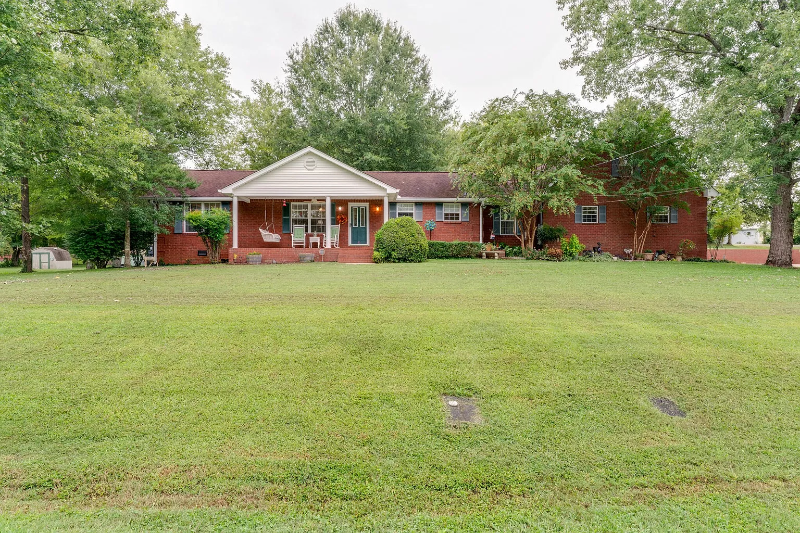 Madison House: 809 Coggin Pass