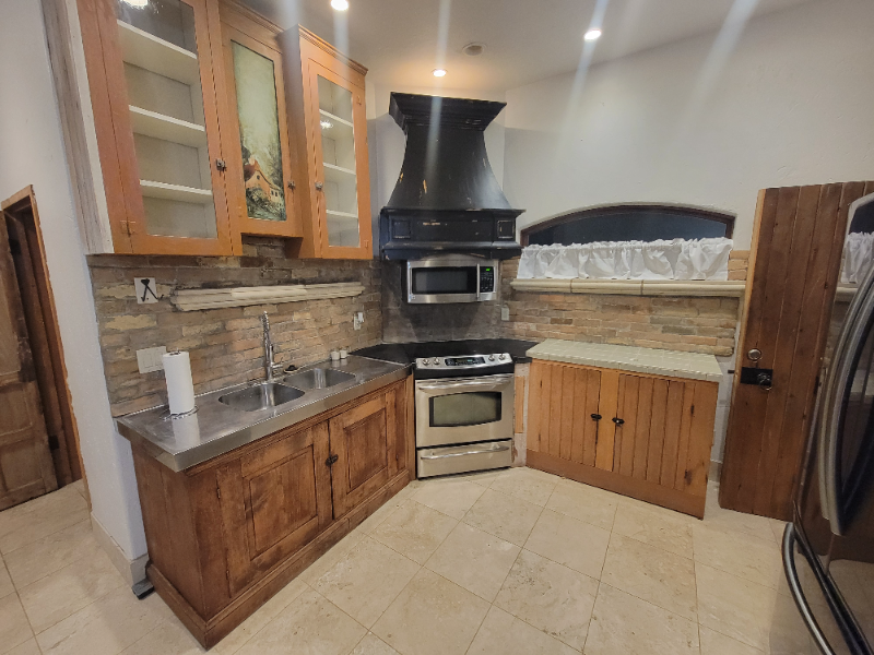 Payson Apartment: 32 E Utah Ave