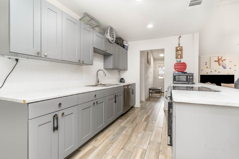 Dallas House: 3057 Dothan Ln