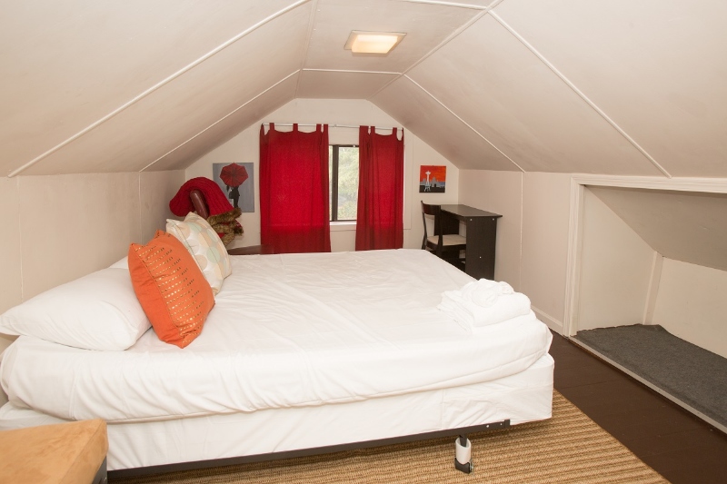 Seattle Other: 1901 N 80th St