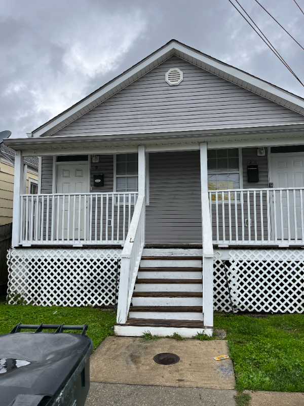 New Orleans Townhome: 1916 Eagle St