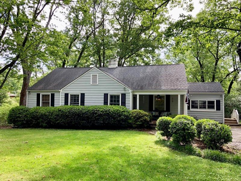 Lookout Mountain House: 1403 Cinderella Rd