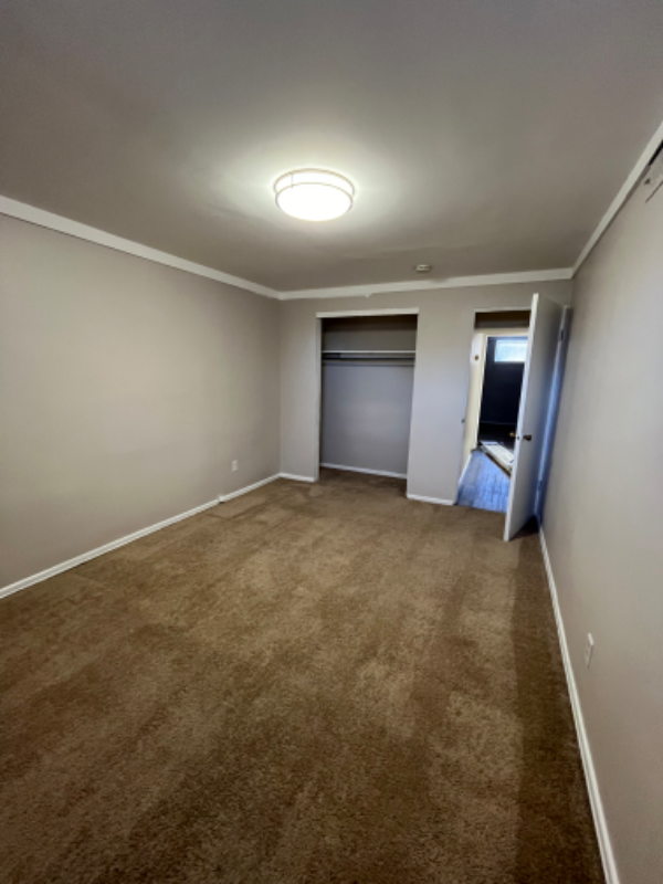 Pittsburgh Apartment: 6401 5th Avenue