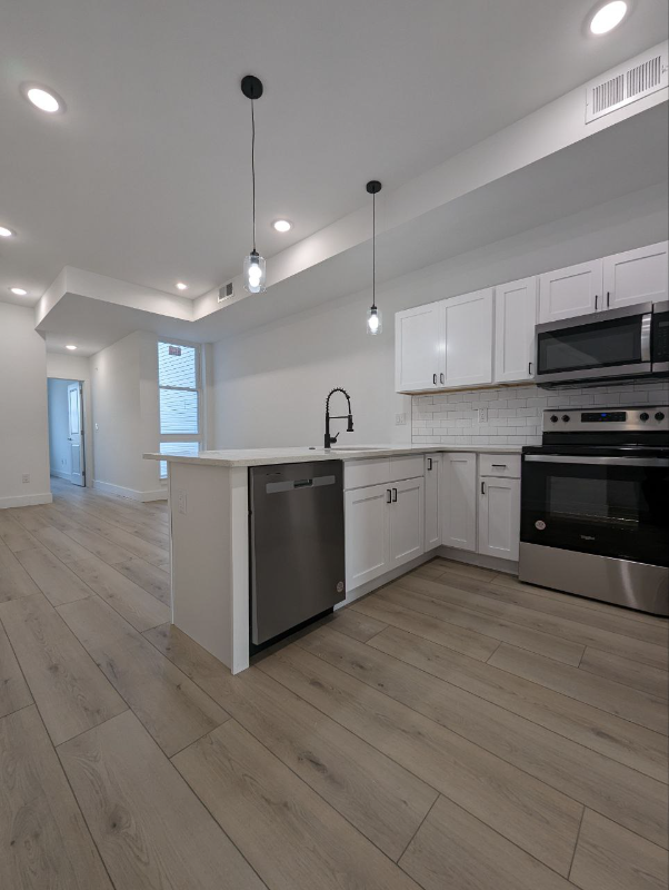 Philadelphia Apartment: 147-149 N Gross Street