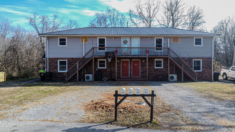 Cadiz Multiplex: 120 Lake Dr