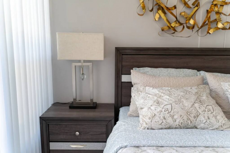 North Hollywood House: 10801 Hartsook St