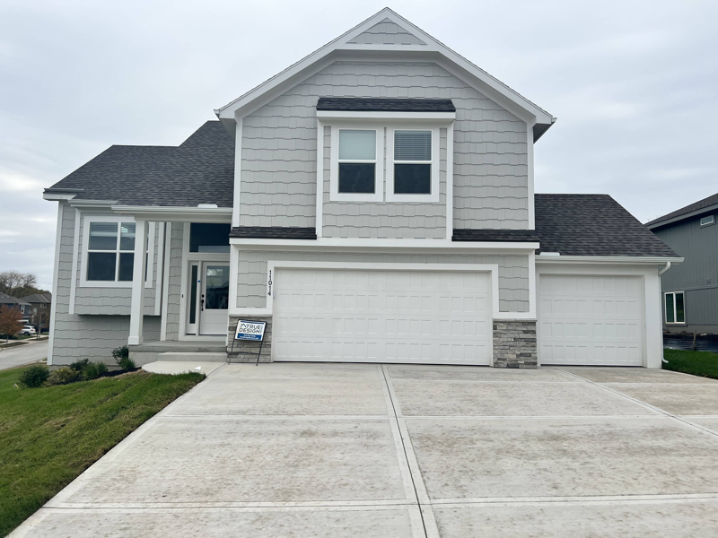 Olathe House: 11014 S. Millstone Dr.