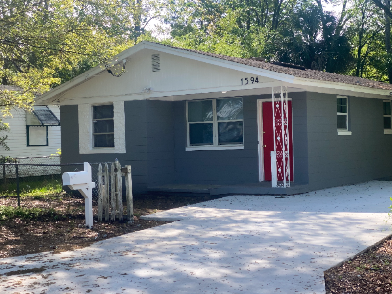 Jacksonville House: 1594 W. 29th St.