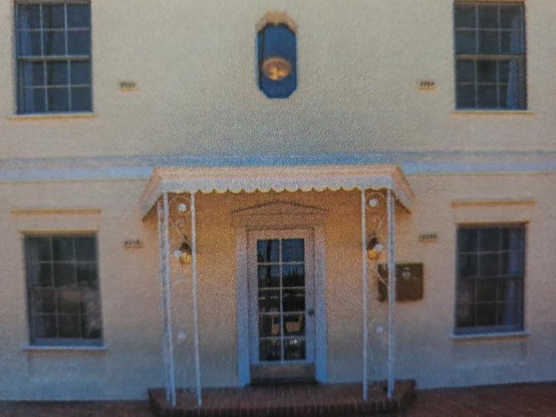 Los Angeles Multiplex: 2018 W. 39th St.