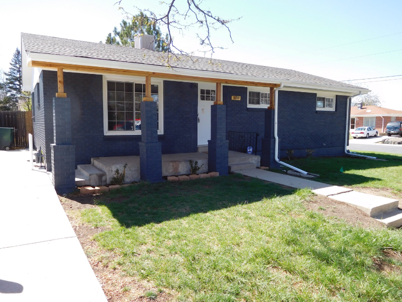 Aurora House: 1399 Scranton St