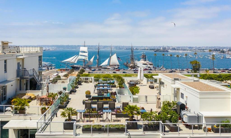 San Diego Condo: 1431 Pacific Hwy