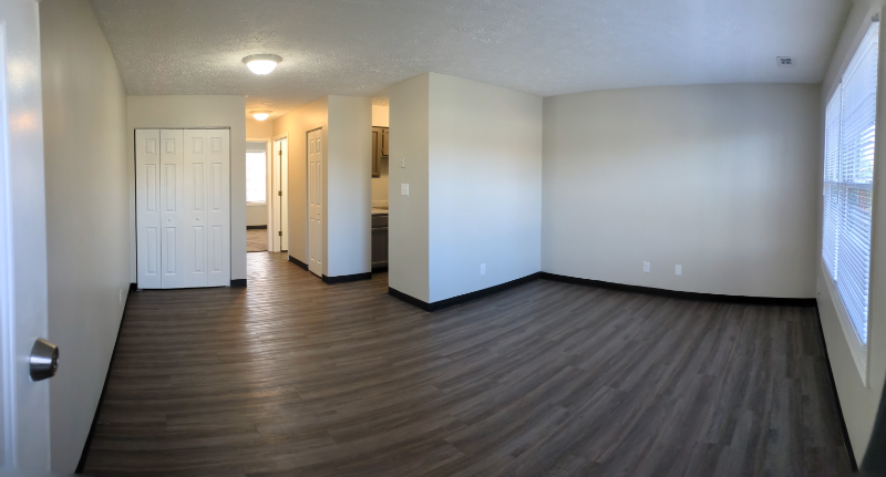 Bloomington Apartment: 7219 W. Susan Street
