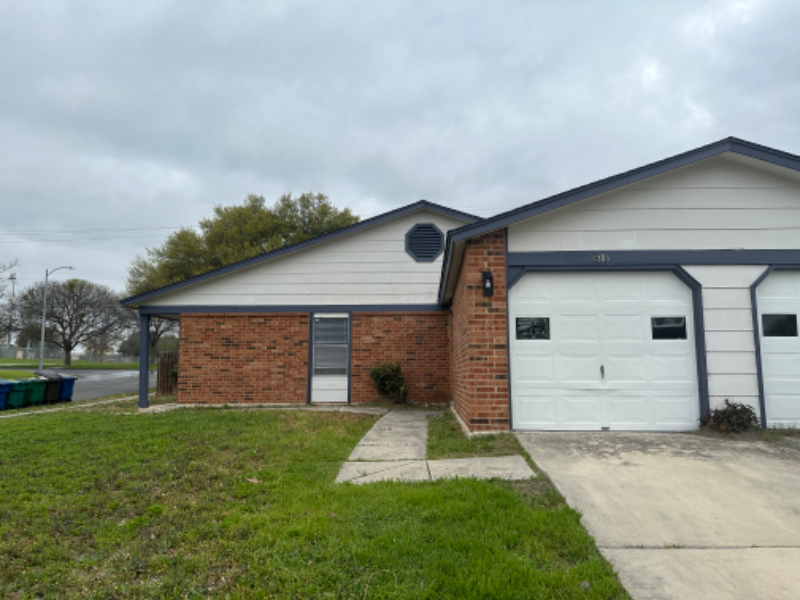 San Antonio House: 6303 Waddesdon Wood