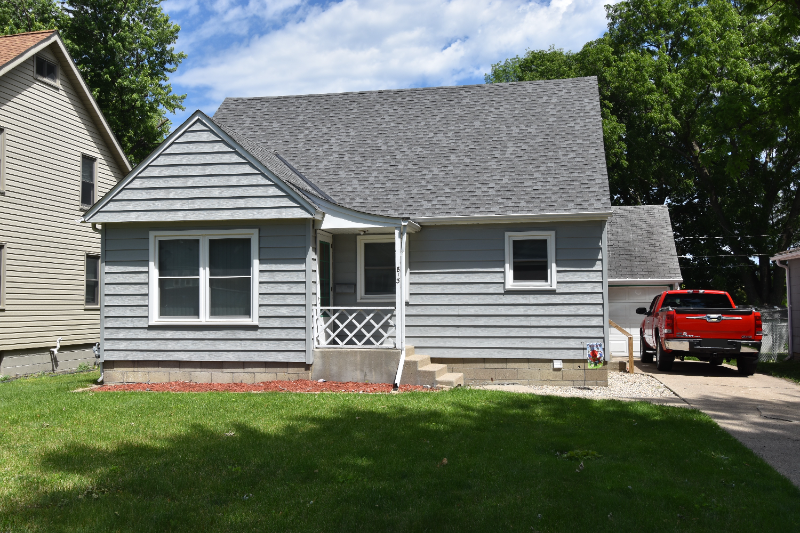 FAIRMONT House: 813 S. PRAIRIE AVE