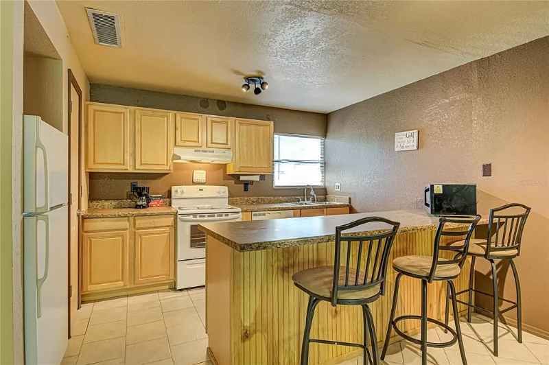 Gainesville Condo: 2811 SW Archer Rd