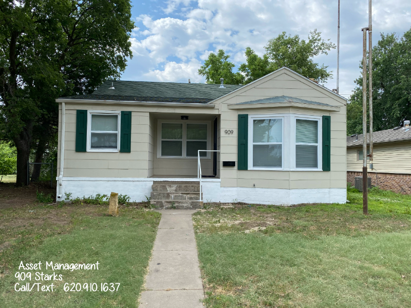 Larned House: 909 Starks