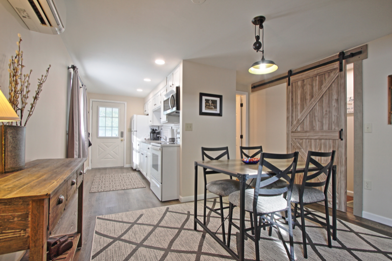 Hummelstown Apartment: 121 A South Railroad St