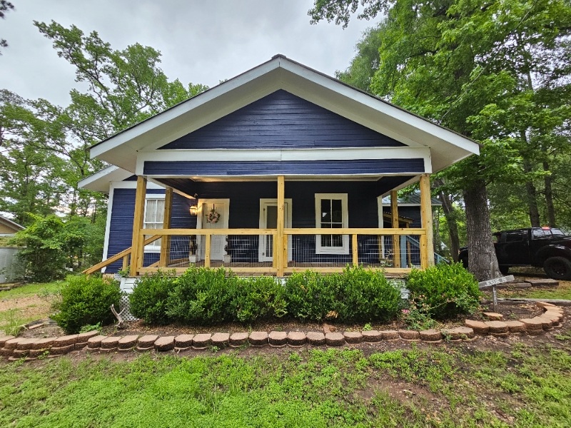 Hemphill House: 630 Worth St.