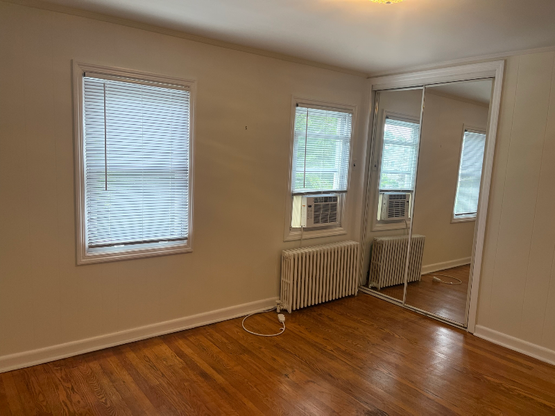 MOUNT VERNON House: 20 Lorraine Ave