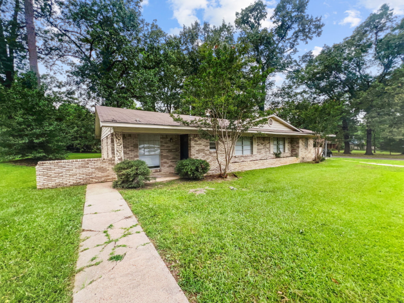 Texarkana Other: 1815 Senator St