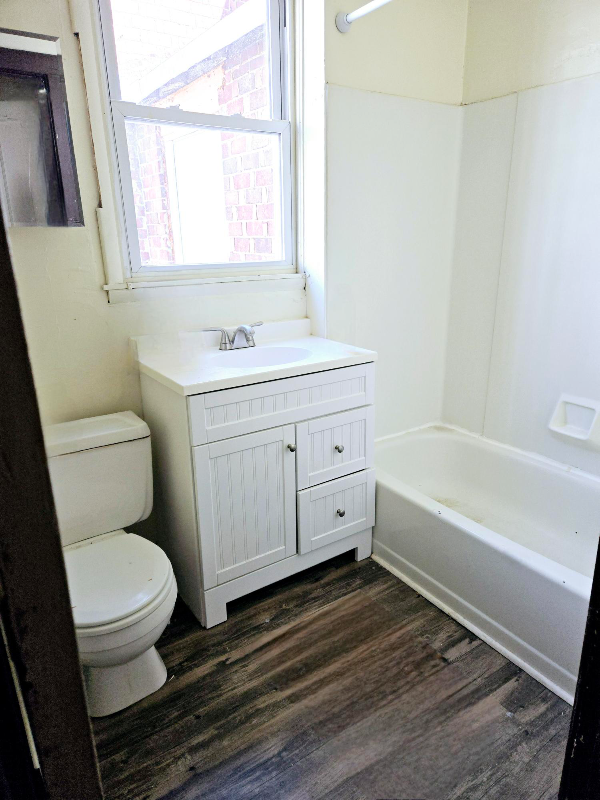 State College Apartment: 309 W Beaver Ave