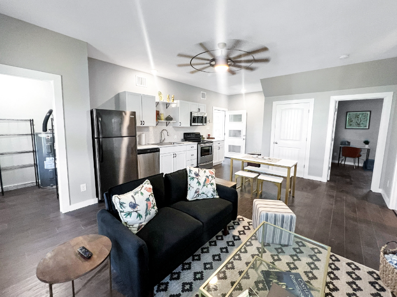 San Antonio Multiplex: 638 W Elmira