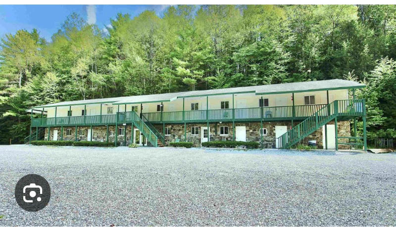 Lake George Apartment: 45 Gage Rd.