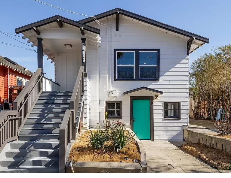 Berkeley House: 2437 Acton Street