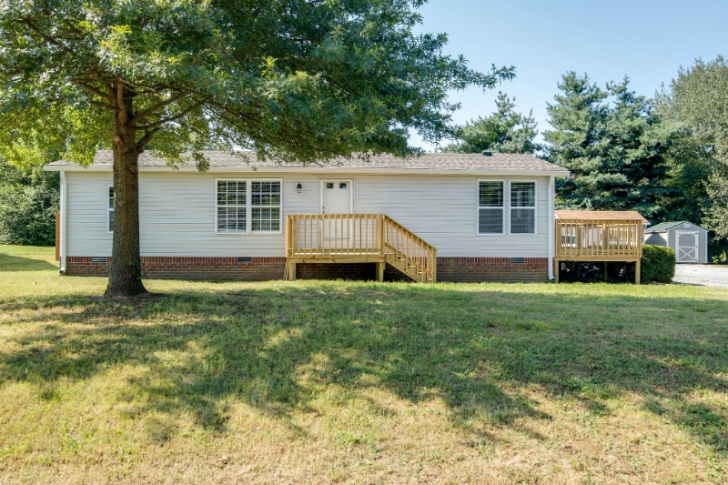 Gallatin Other: 261 Santa Monica Blvd