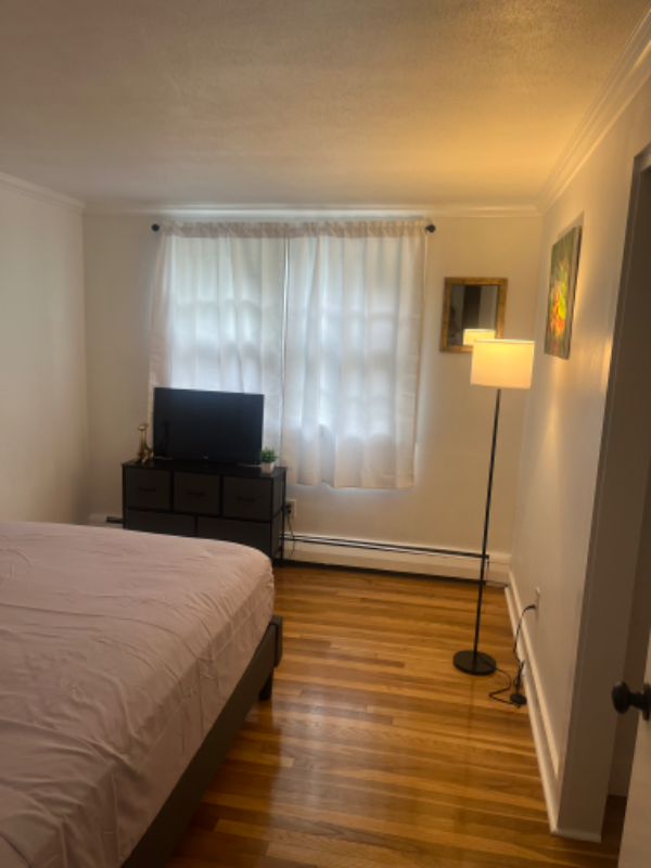 Brockton Apartment: 35 12th Avenue