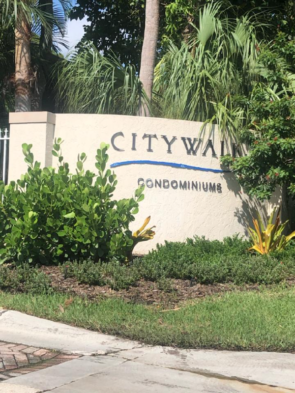 Sarasota Condo: 2121 Wood Street