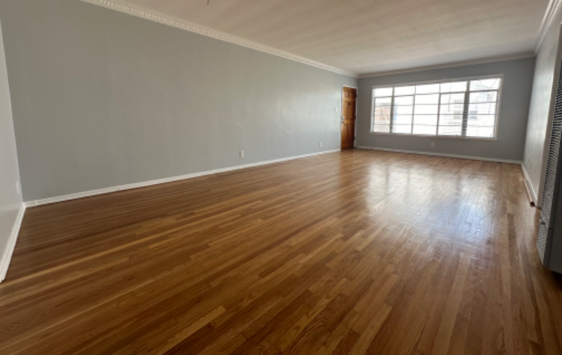 Los Angeles Apartment: 4068 9th Ave