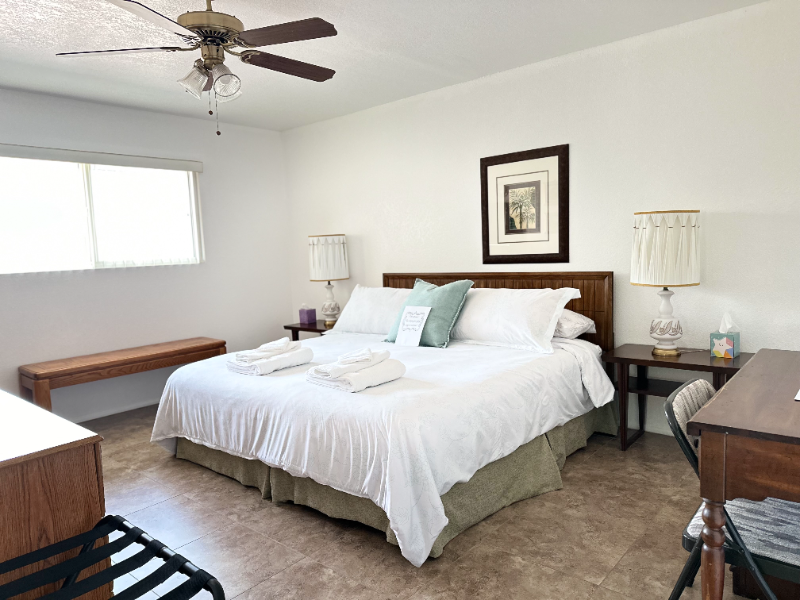 Sun City House: 15607 N 105th Dr