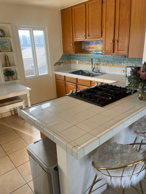 San Diego Apartment: 5127 Cape May Ave