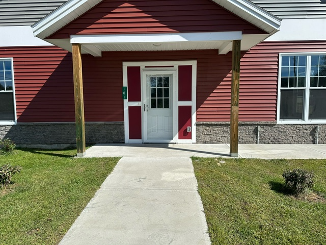 Fairfax Apartment: 6 Mcnall Rd