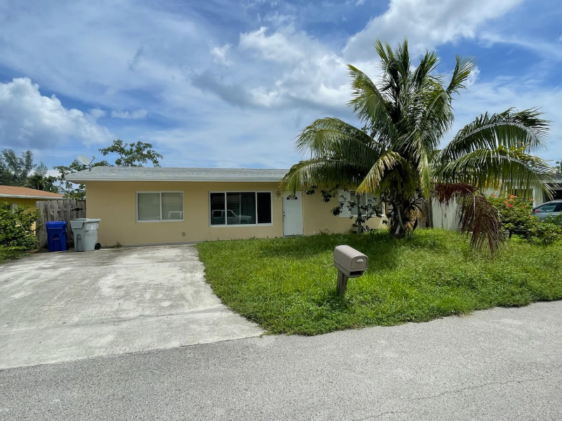 POMPANO BEACH House: 4270 NE 12TH TER.