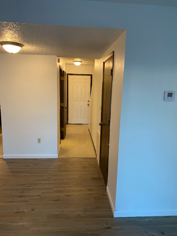 ALTON Apartment: 1001 COLLEGE AVE