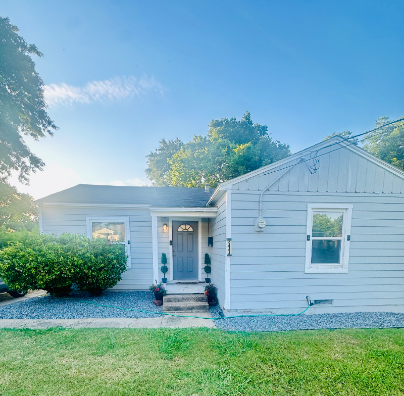 Dallas House: 3444 Kellogg Ave