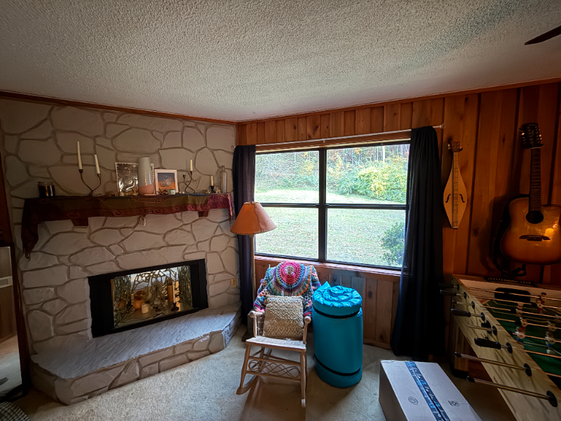 Morganton Multiplex: 124 Lake Shore Dr