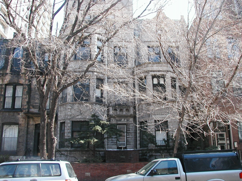 Chicago Apartment: 1353 N State St