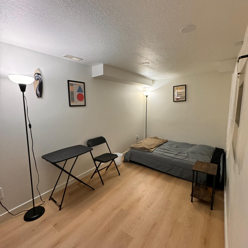 salt lake city House: 2577 S 700 E