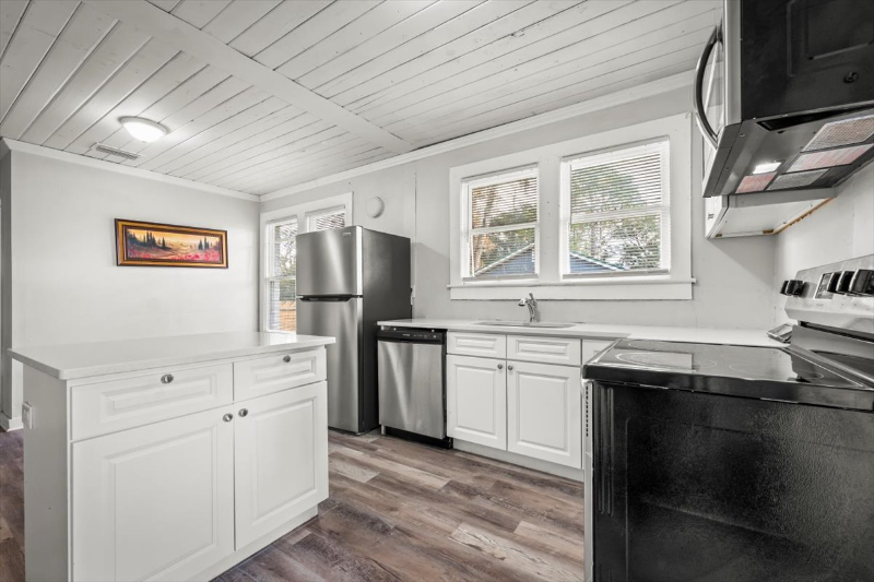 jacksonville House: 256 vernis ave