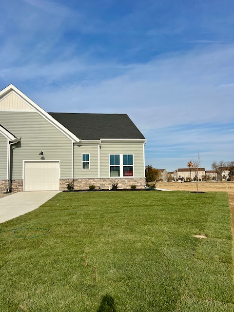 Middletown House: 2419 Greyfriar Loop