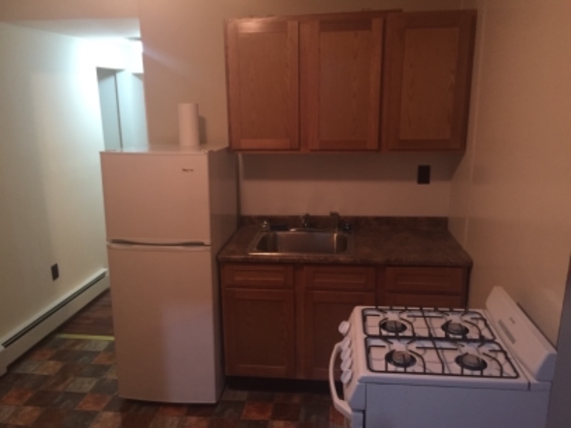 Albany House: 69 Alexander St., Albany, NY