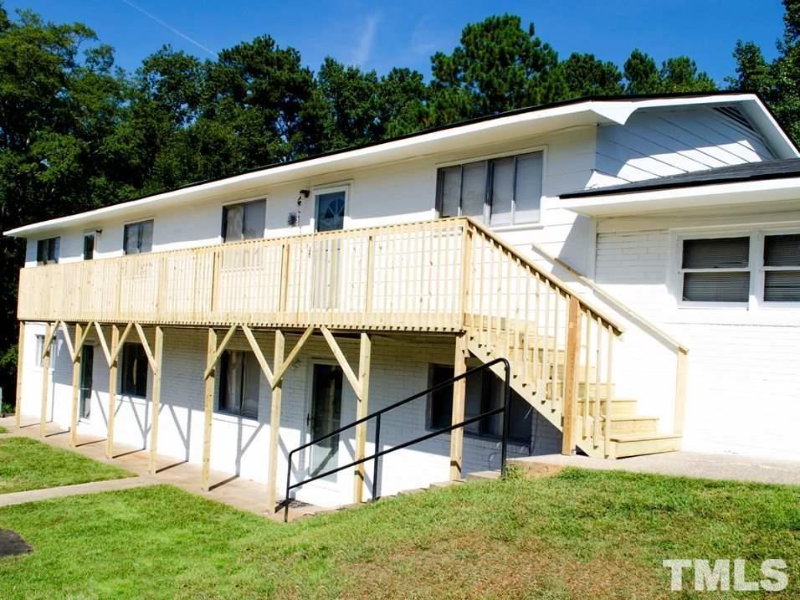 Garner Apartment: 1400 Creech Road