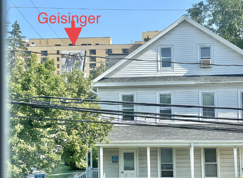 DANVILLE House: 682 BLOOM ST